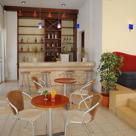 Petrosana Hotel Apartments Agia Napa Exterior foto