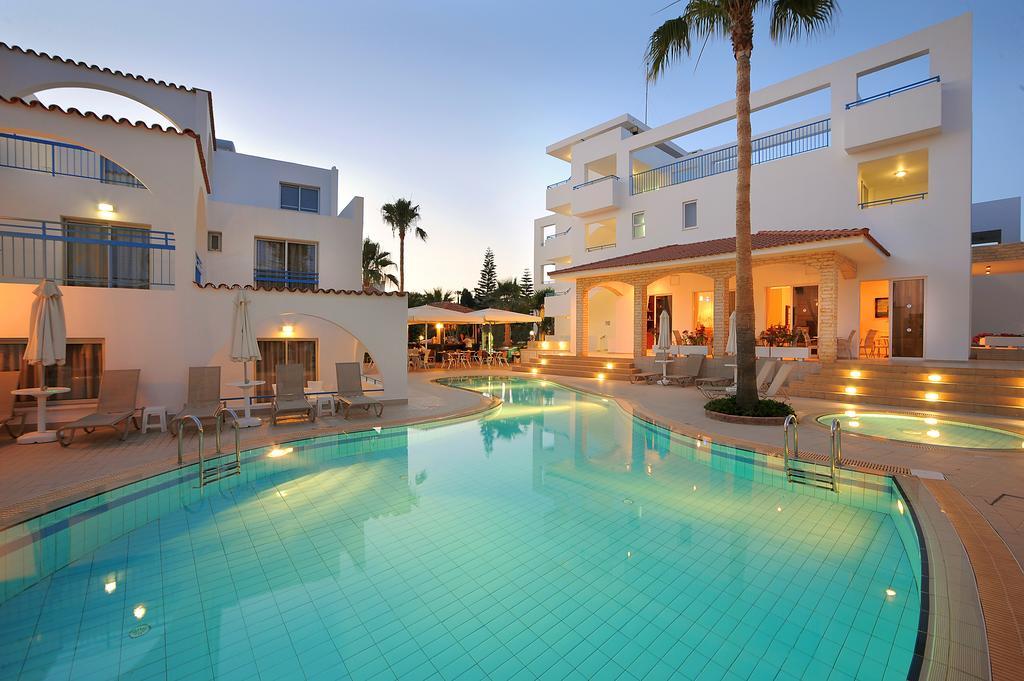 Petrosana Hotel Apartments Agia Napa Exterior foto