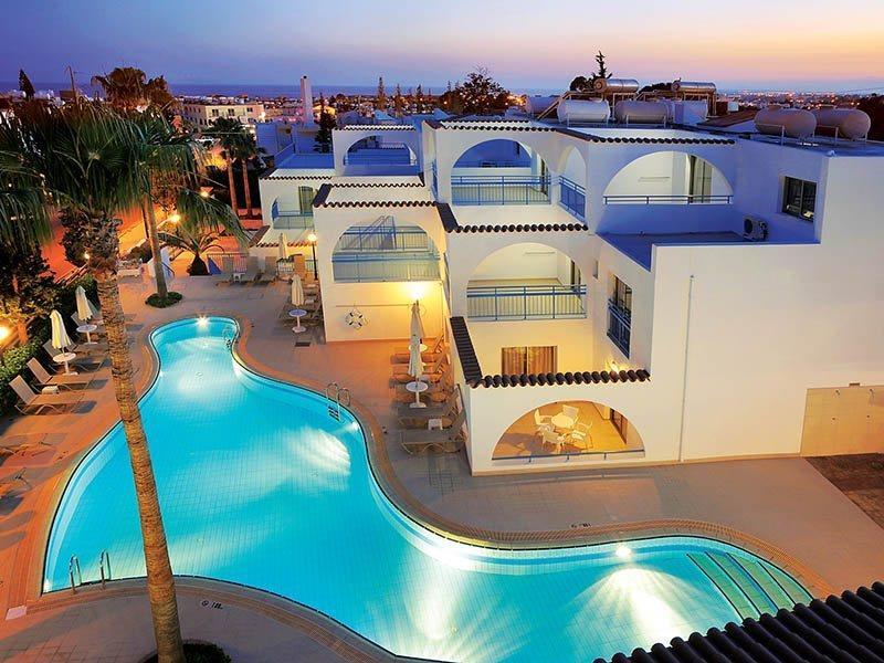 Petrosana Hotel Apartments Agia Napa Exterior foto